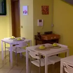 La Hotel 2*