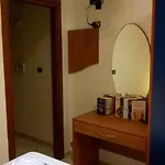 La Hotel Fiumicino