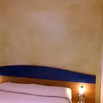 La Hotel Fiumicino