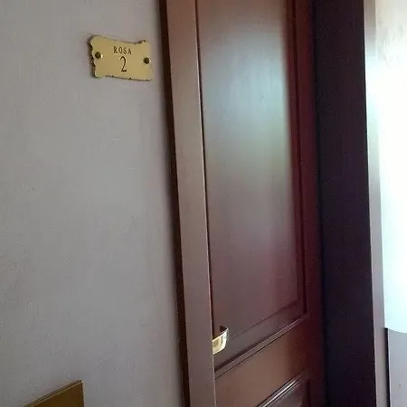 La Hotel Fiumicino
