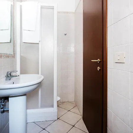 Hotel La 2*
